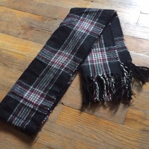 Never before worn scarf